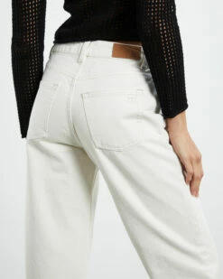 Insight Muse Mide Rise Straight Dad Jean Vintage Ecru -Insight Shop 6 45767