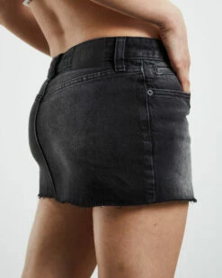 BDG Urban Outfitters Pelmet Skirt Black -Insight Shop 6 55577