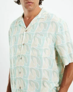 Passive Short Sleeve Resort Shirt Green -Insight Shop 6 56283