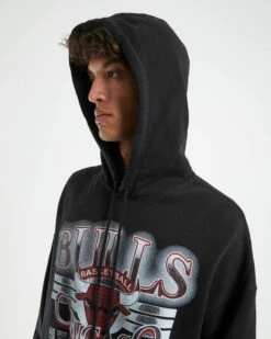 Mitchell & Ness Glow Arch Hoodie Chicago Bulls Faded Black -Insight Shop 6 58641
