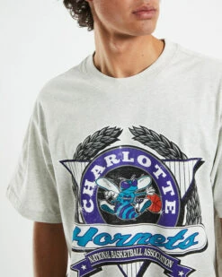 Mitchell & Ness Bash T-shirt Charlotte Hornets Silver Marle -Insight Shop 6 58647