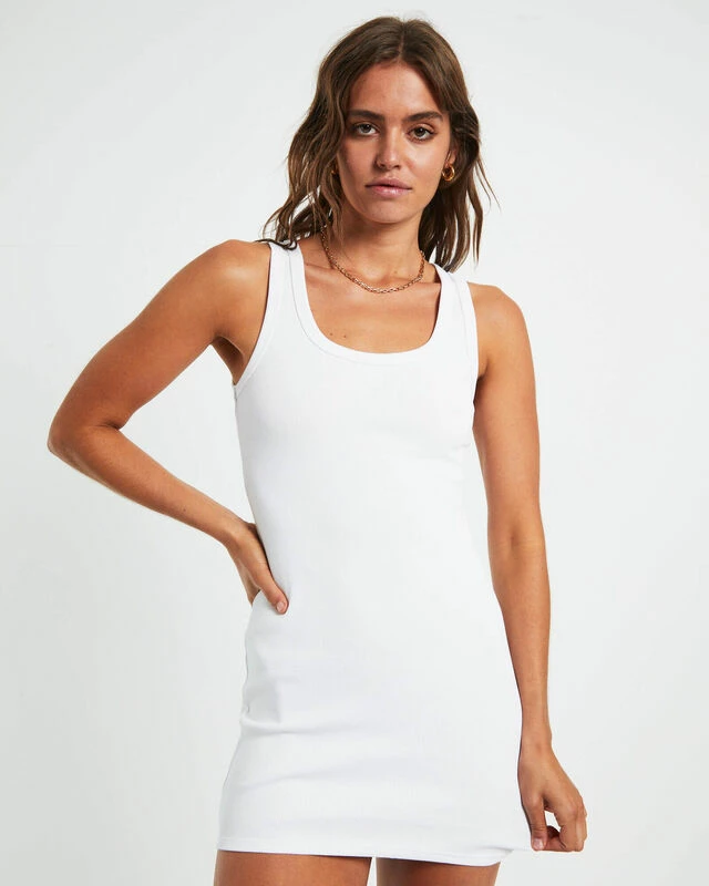 Super Scoop Classic Dress In White 8 Super Scoop Classic Dress In White - Image 6