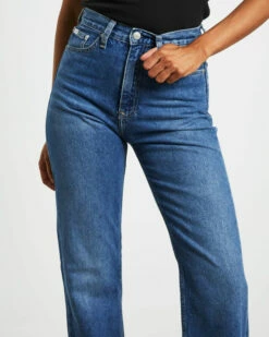 Calvin Klein Authentic Bootcut Jeans In Dark Blue -Insight Shop 6 76011