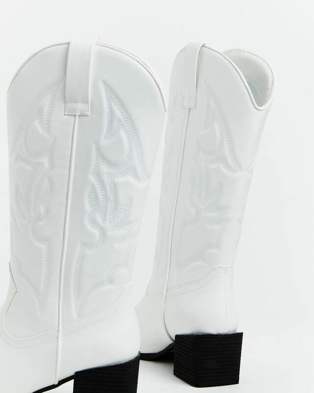 Ranger Cowboy Boot In White 9 Ranger Cowboy Boot In White - Image 7